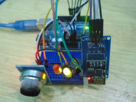How to Make an IoT Smoke Alarm With Arduino, ESP8266, and a Gas Sensor