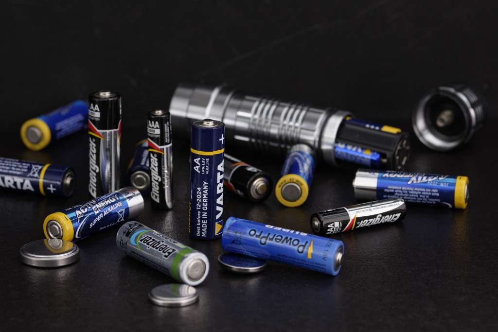 What Battery Type Should I Use in My Project? 