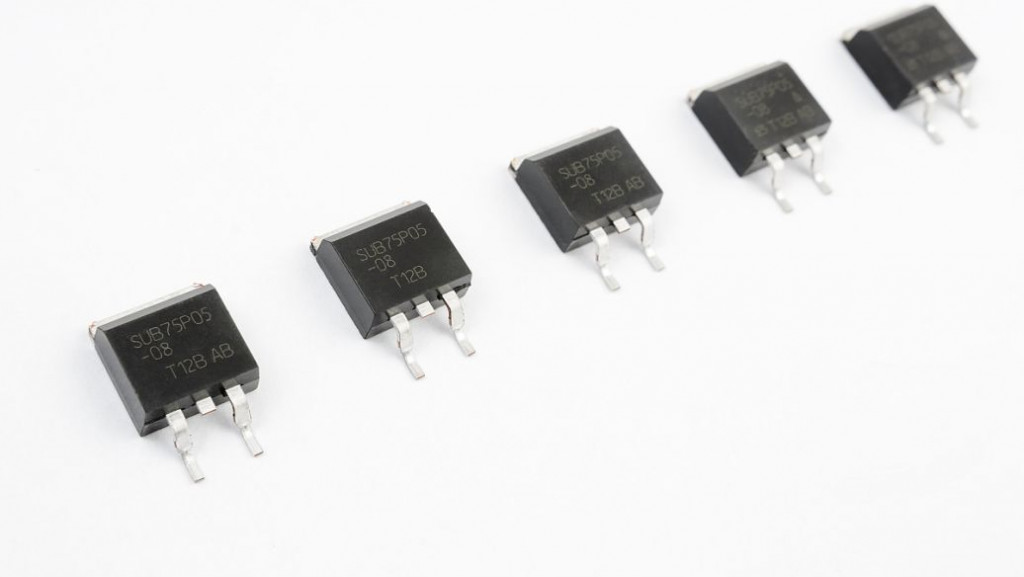 Level controller based on LM324