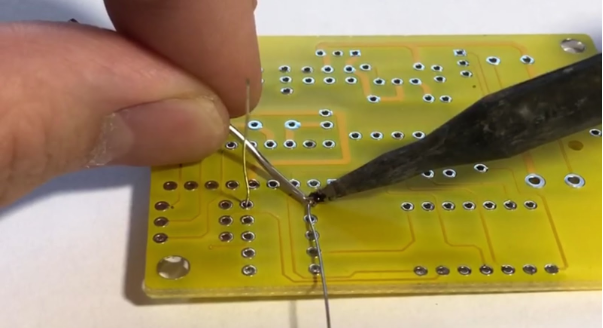 how_to_solder_electronics_DH_MP_image12.png
