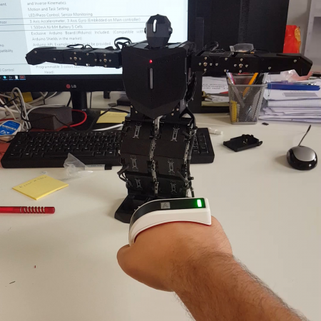Use T-Skin to Control an Arduino Humanoid Robot's Arms