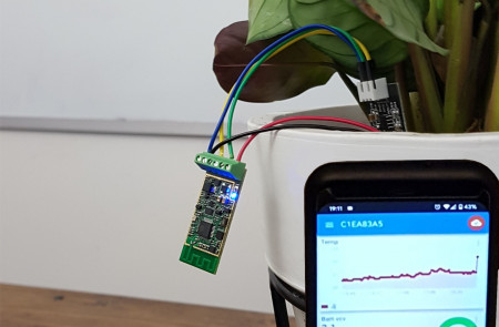 Battery-powered IoT Moisture Sensor With Wi-Fi 