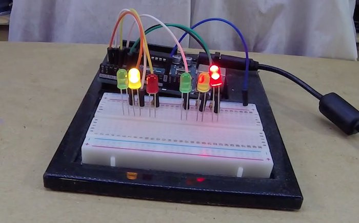 How to Make an Arduino LED Traffic Light Controller