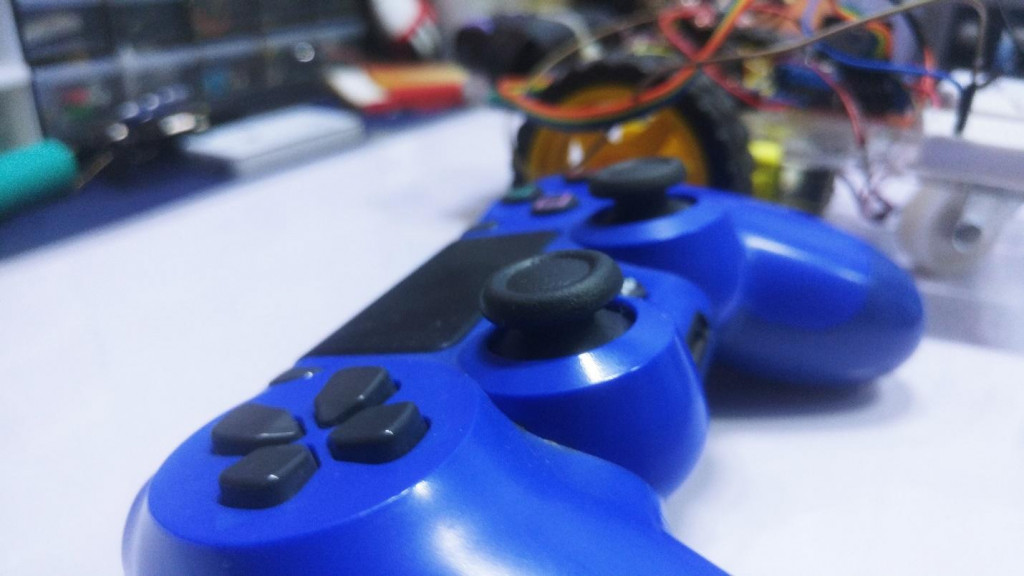How to Control an Arduino Robot With a PS4 Bluetooth Controller