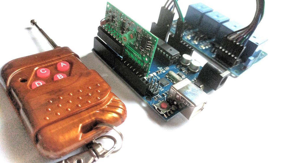 How to Build a Remote Control Home Automation System With an Arduino UNO and YK04
