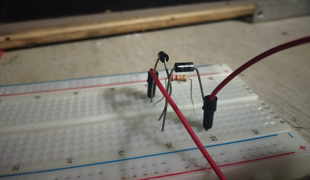 DIY Uninterruptible Power Supply (UPS) for Raspberry Pi 4