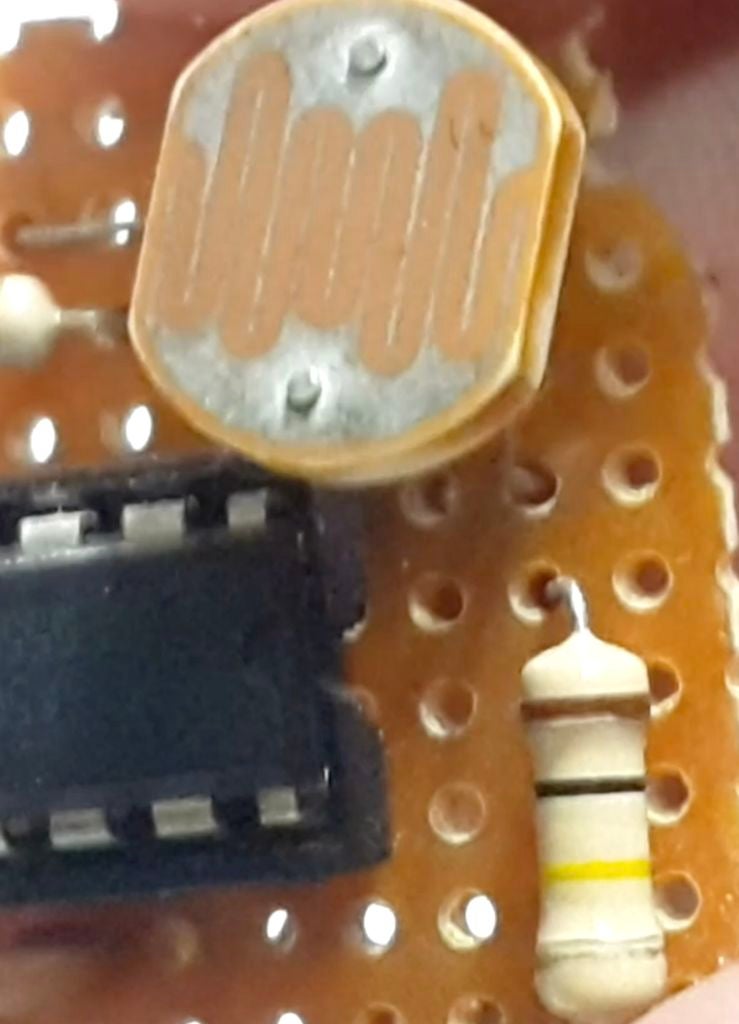 FIUXVZVJ67WI7V7.LARGE.jpg