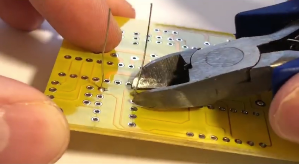 how_to_solder_electronics_DH_MP_image13.png
